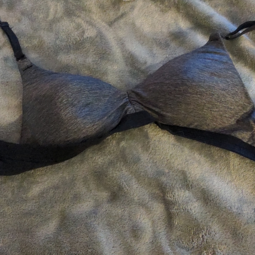 34 A bra